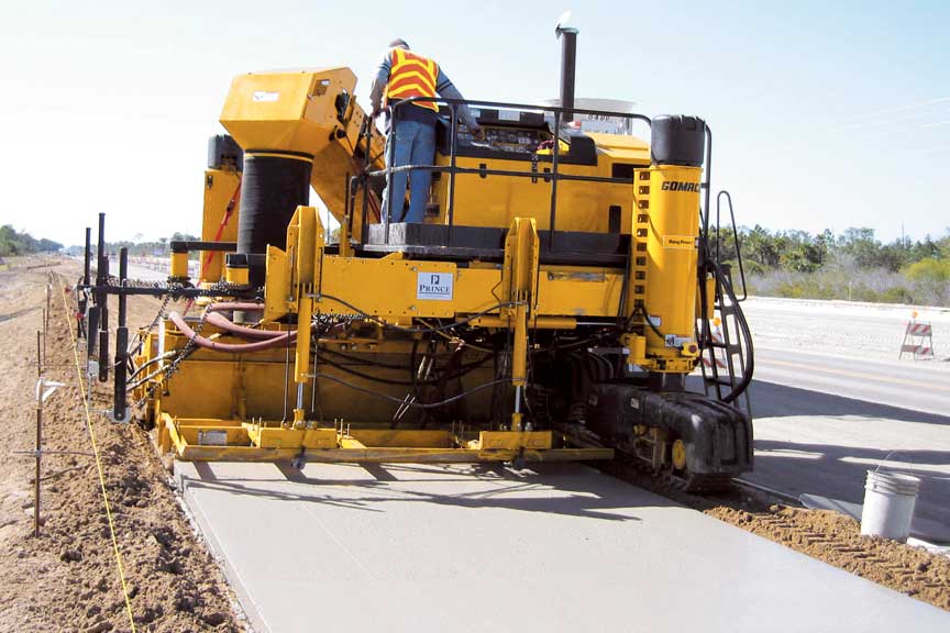 GOMACO, Manufacturer of Concrete Slipform Paving Equipment: Commander