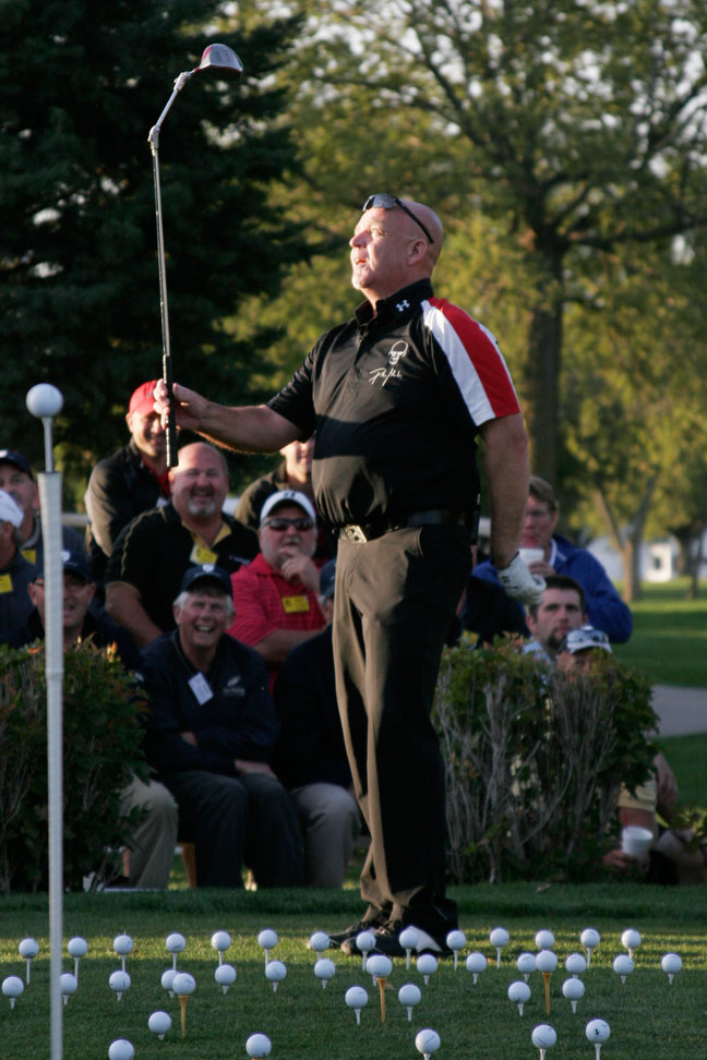 GOMACO Invitational, Peter Johncke Trick-Shot Show