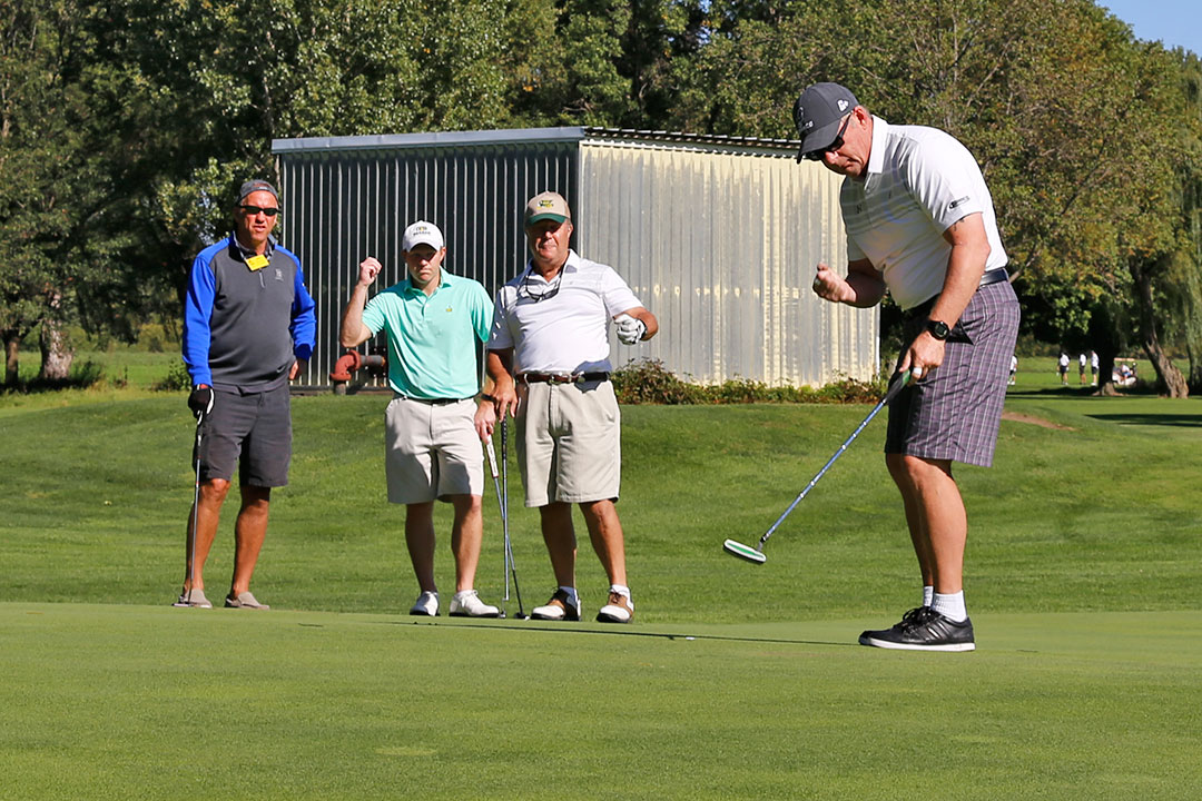 Mapleton Scramble Tournament