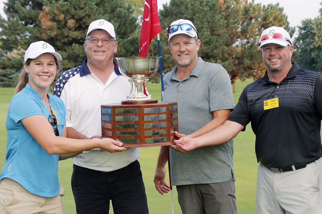 2019 Grand & Holstein Champions - Brittany Diederich of Industrial Builders, Dave Clark of Wicks Construction, Clayton Shively of Berry Tractor and Equipment Co., and Chris Wilsey of TAB Construction Company