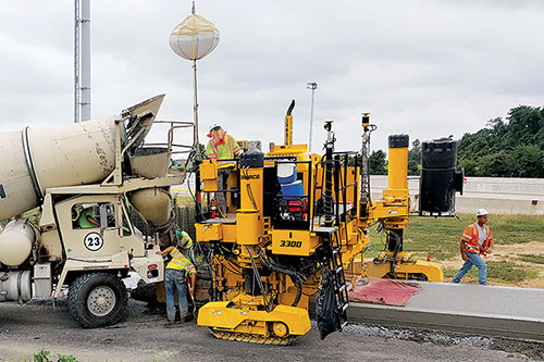 3300 with undermounted mold paving highway ramp