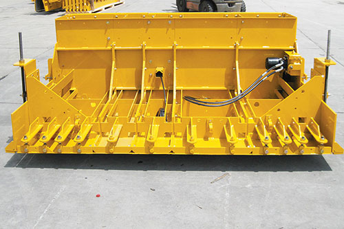 Sectionalized sidewalk mold with an auger