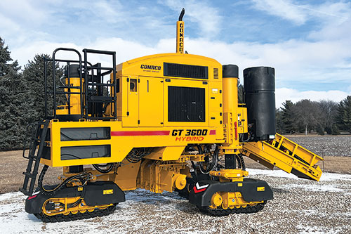 GT-3600 Hybrid curb and gutter machine
