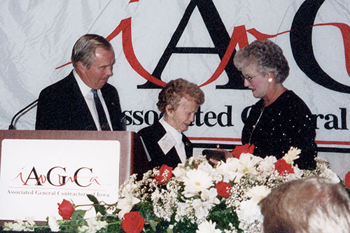 Leone Godbersen accepted the AGC of Iowa's Hall of Fame Award for her late husband, Harold Godbersen