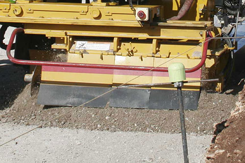GT-3400 slipform paver trimmerhead