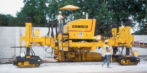 Commander III four-track paving