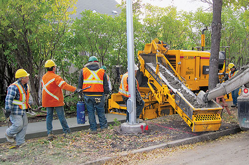 GOMACO GT-3200 sidewalk paver