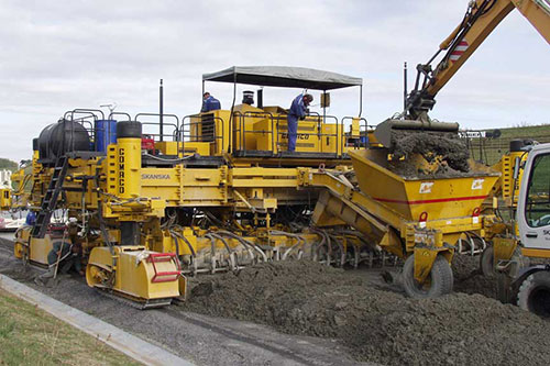 GP-4000 with two-lift paving system and IDBI