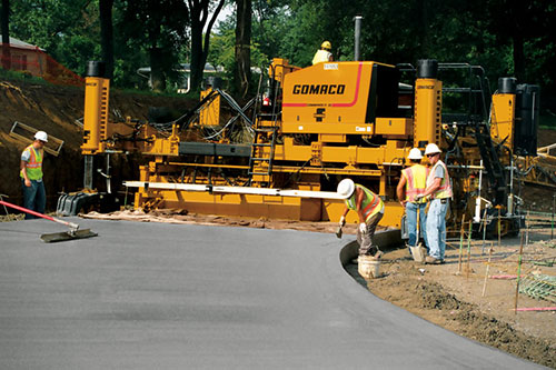 Commander III four-track paving